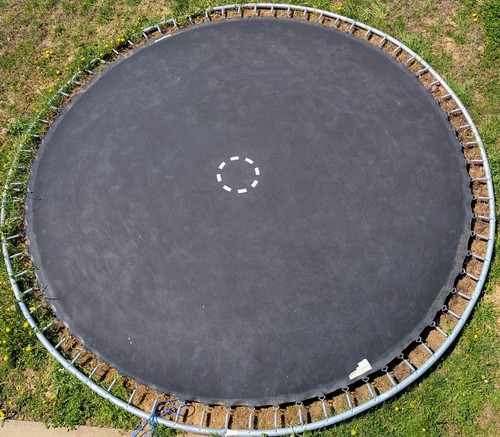 Round trampoline mat - round,